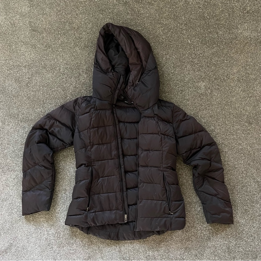 Patagonia Black Quilted Puffer Coat with Hood